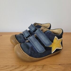 Naturino Navy Velcro Sneakers Size US 6½ Toddler Baby Leather Suede Shoes